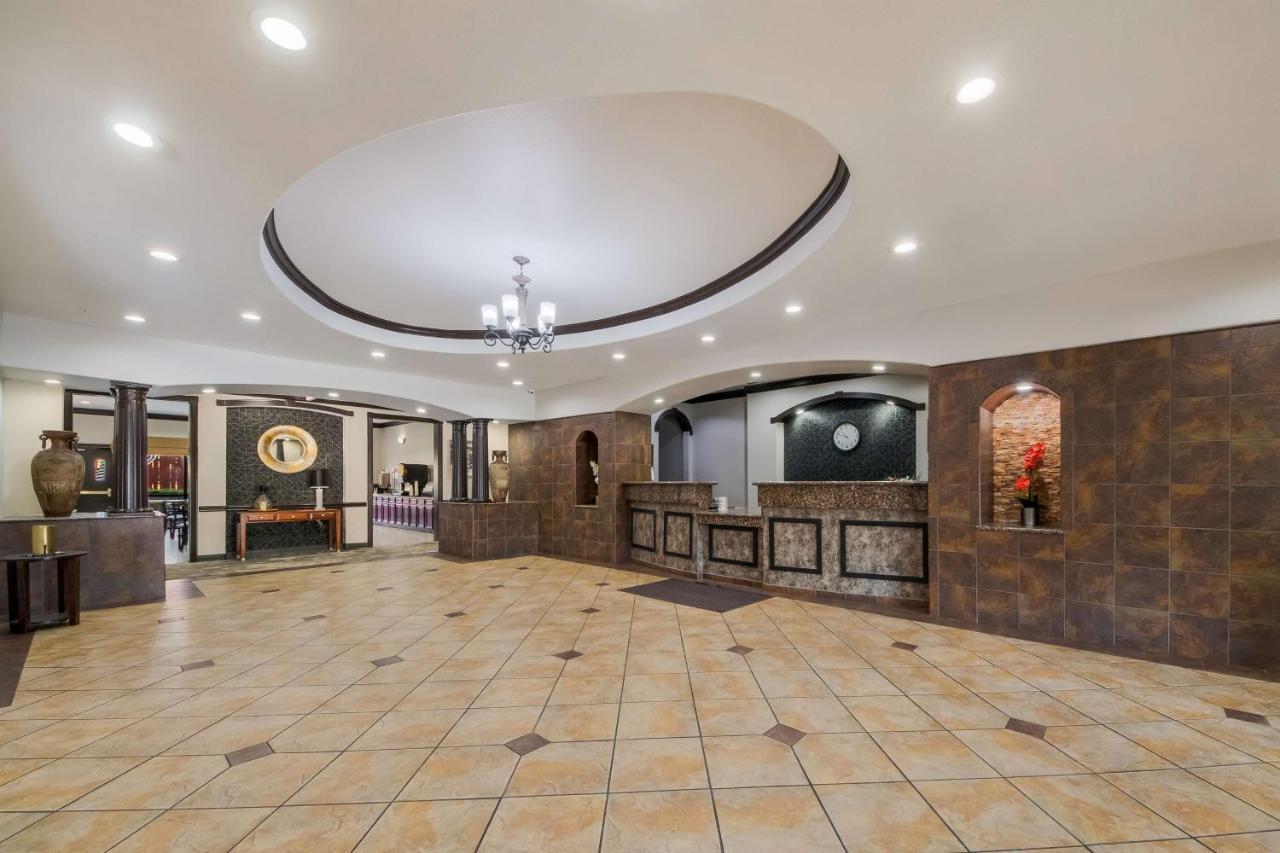 Surestay Plus Hotel By Best Western Near Seaworld San Antonio Kültér fotó